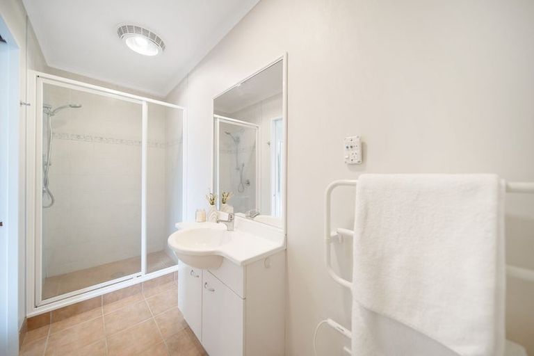 Photo of property in 16 Eastland Road, Flat Bush, Auckland, 2019