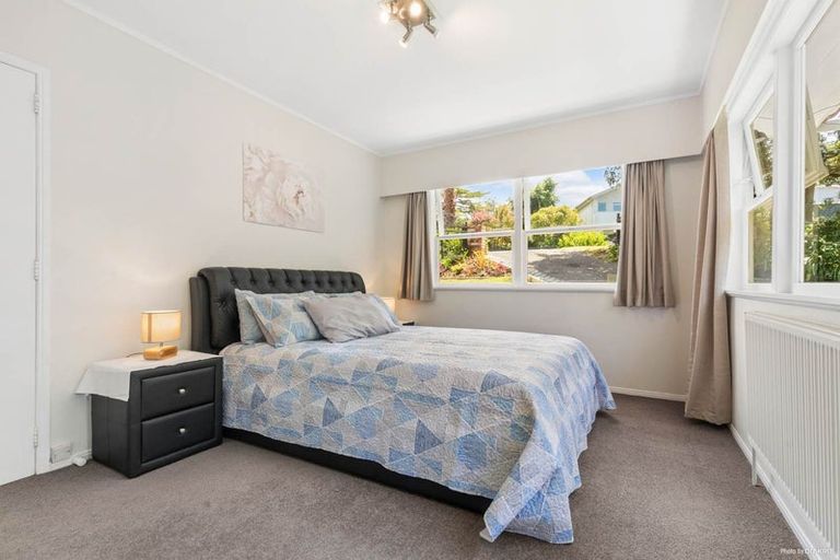 Photo of property in 22 Wyoming Avenue, Murrays Bay, Auckland, 0630