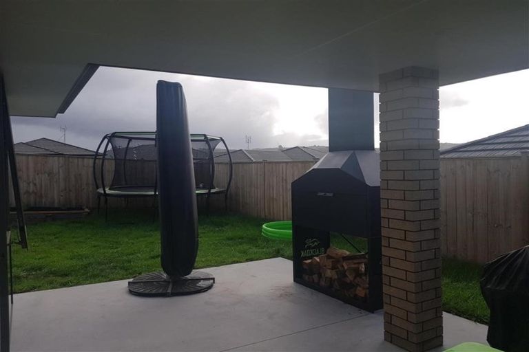 Photo of property in 8 Loader Place, Pokeno, 2402