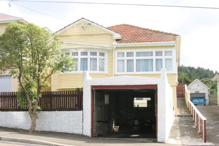 Photo of property in 140 Britomart Street, Berhampore, Wellington, 6023