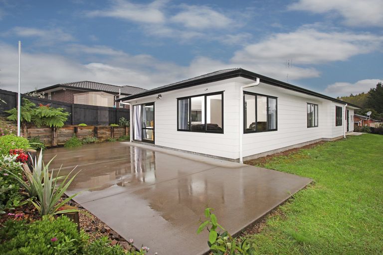 Photo of property in 24 Moira Drive, Tuakau, 2121