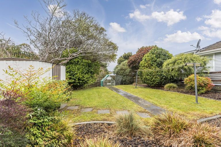 Photo of property in 22 Larsen Crescent, Tawa, Wellington, 5028