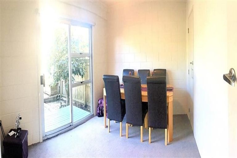 Photo of property in 2/41 Jutland Road, Hauraki, Auckland, 0622