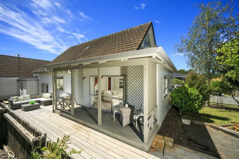 Photo of property in 1/83 John Downs Drive, Browns Bay, Auckland, 0630