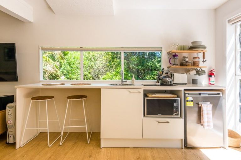 Photo of property in 10 O'brien Road, Omiha, Waiheke Island, 1081