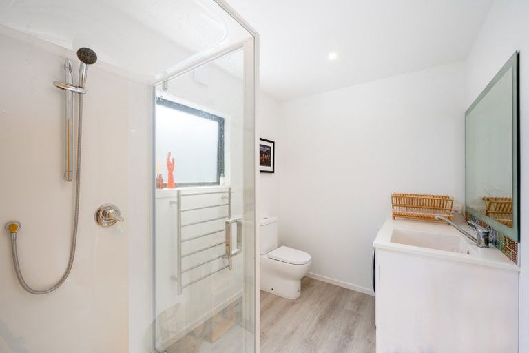 Photo of property in 8 Kingfisher Crescent, Albert Town, Wanaka, 9305