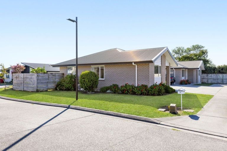 Photo of property in 24 Shrule Place, Huntington, Hamilton, 3210