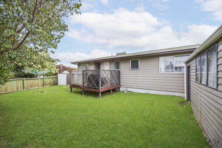 Photo of property in 23a Crawshaw Drive, Nawton, Hamilton, 3200