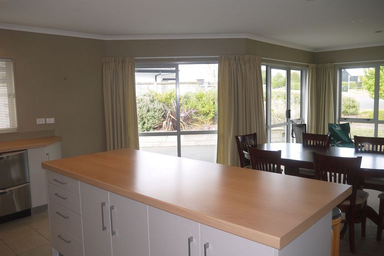 Photo of property in 41 Pukeko Way, Kinloch, Taupo, 3377