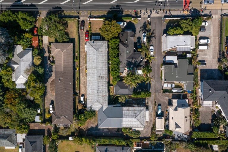 Photo of property in 4/155 Shakespeare Road, Milford, Auckland, 0620