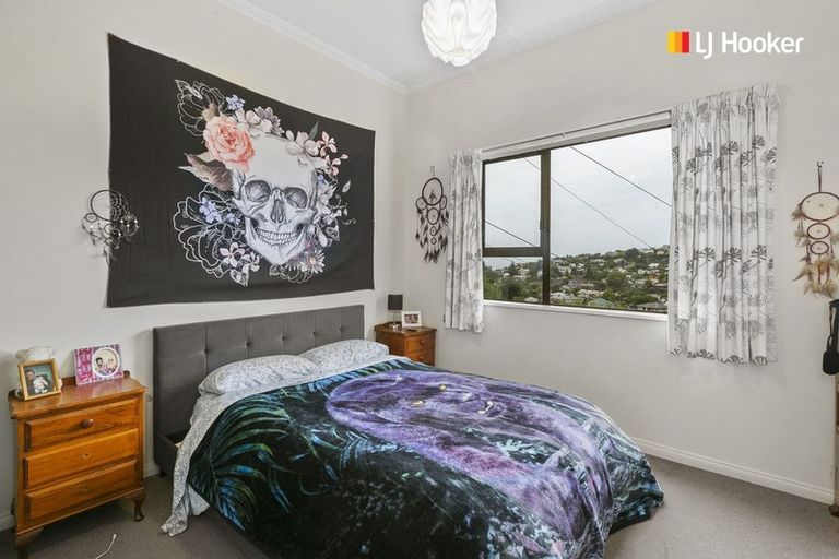 Photo of property in 11 Aitken Place, Mornington, Dunedin, 9011