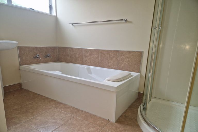 Photo of property in 11a Waddington Drive, Naenae, Lower Hutt, 5011