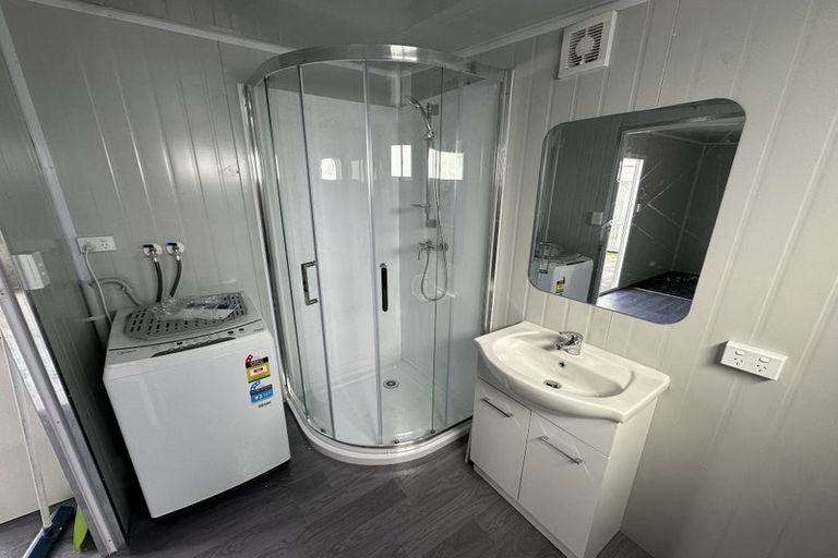 Photo of property in 133 Golfland Drive, Golflands, Auckland, 2013