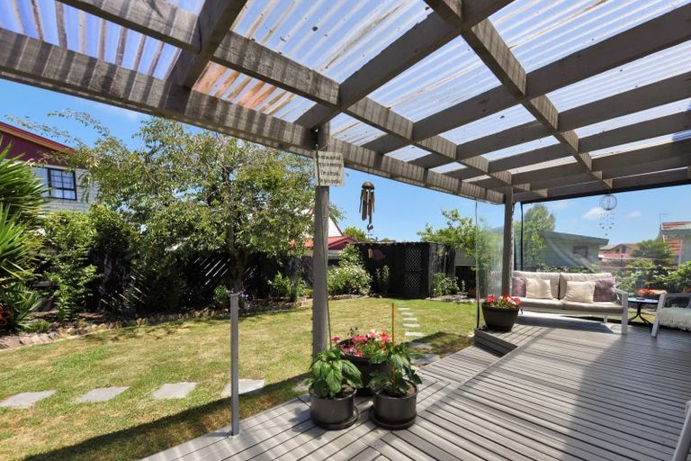 Photo of property in 18 Giblin Street, Richmond, 7020