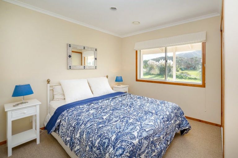 Photo of property in 17 Nunu Drive, Flat Point, Masterton, 5883