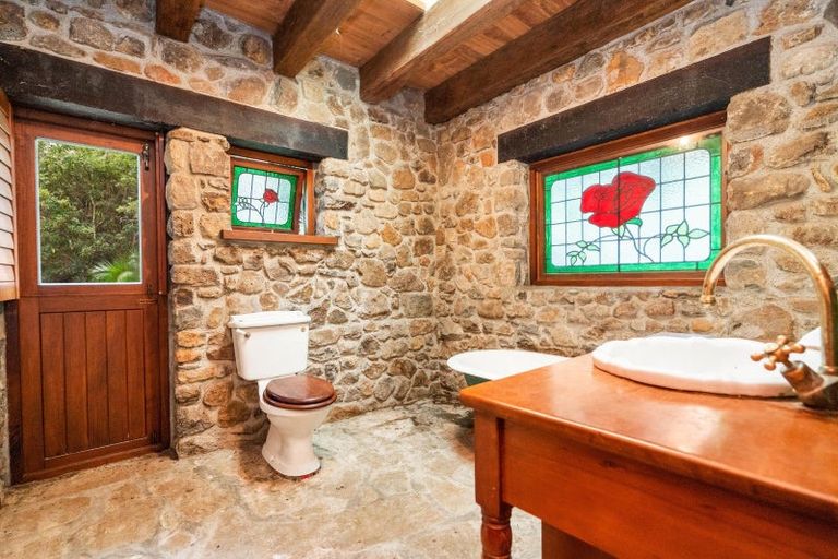 Photo of property in 253 Tangihua Road, Maungakaramea, Whangarei, 0178