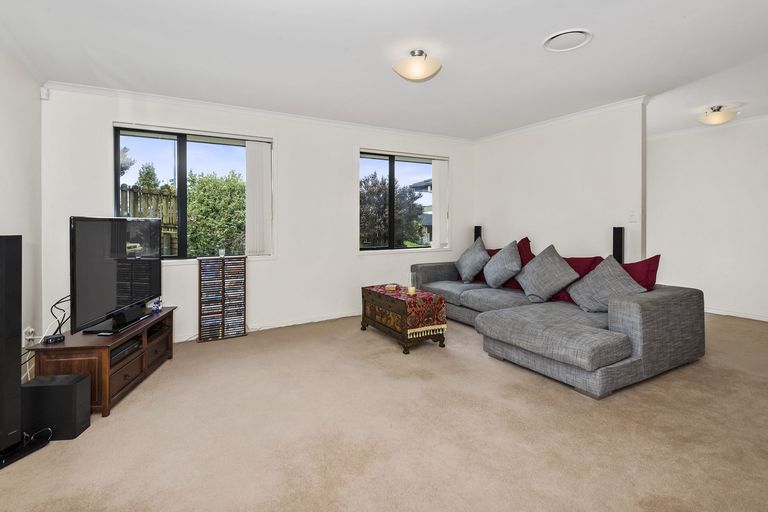 Photo of property in 108 Valley Road, Pukekohe, 2120