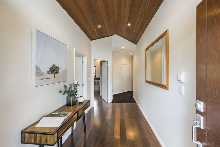 Photo of property in 6 Manhattan Court, Kelvin Grove, Palmerston North, 4414