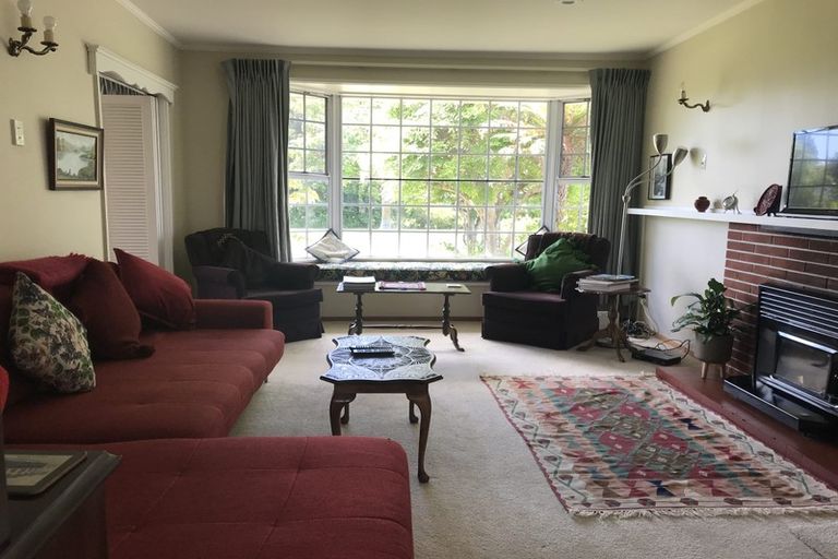 Photo of property in 3 Willow Drive, Taradale, Napier, 4112