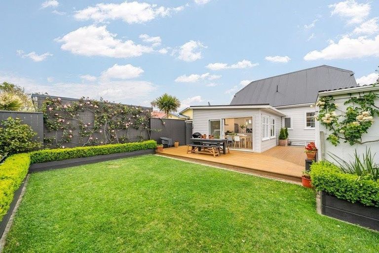 Photo of property in 26 William Street, Petone, Lower Hutt, 5012