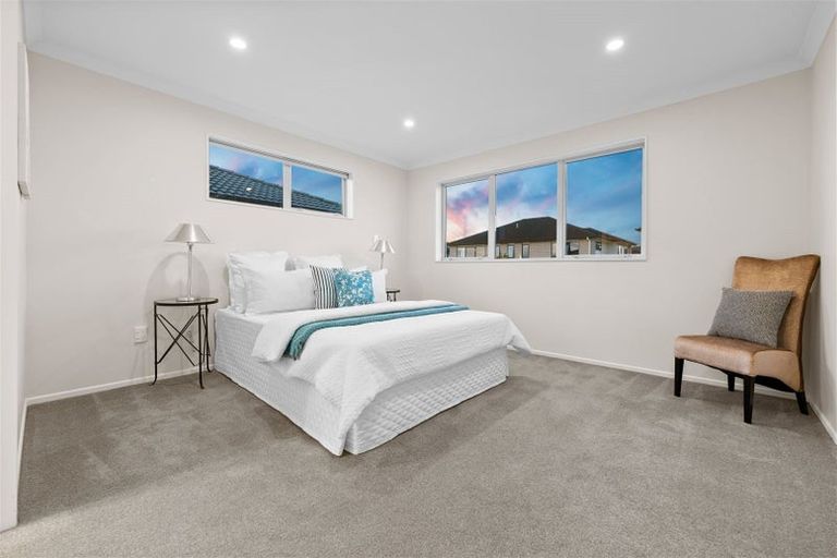 Photo of property in 17 Hughs Way, Flat Bush, Auckland, 2019