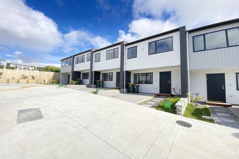 Photo of property in 4/49 Sunnyside Road, Sunnyvale, Auckland, 0612