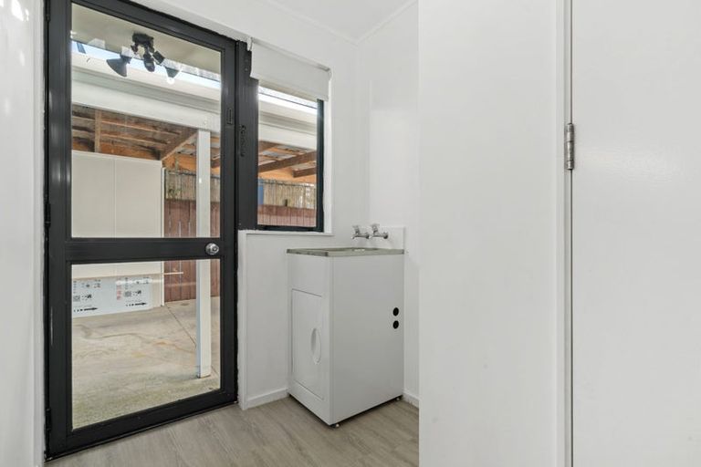 Photo of property in 1/33 Plunket Avenue, Papatoetoe, Auckland, 2104