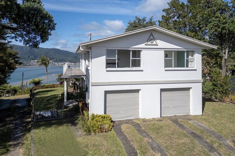 Photo of property in 44 Tairua Heights, Tairua, 3508