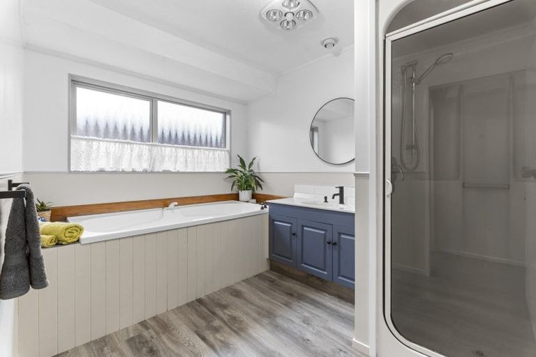 Photo of property in 36 Maire Street, Inglewood, 4330