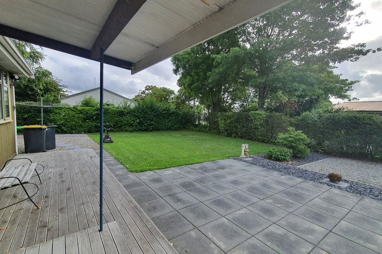 Photo of property in 2/17 Barnes Road, Redwood, Christchurch, 8051