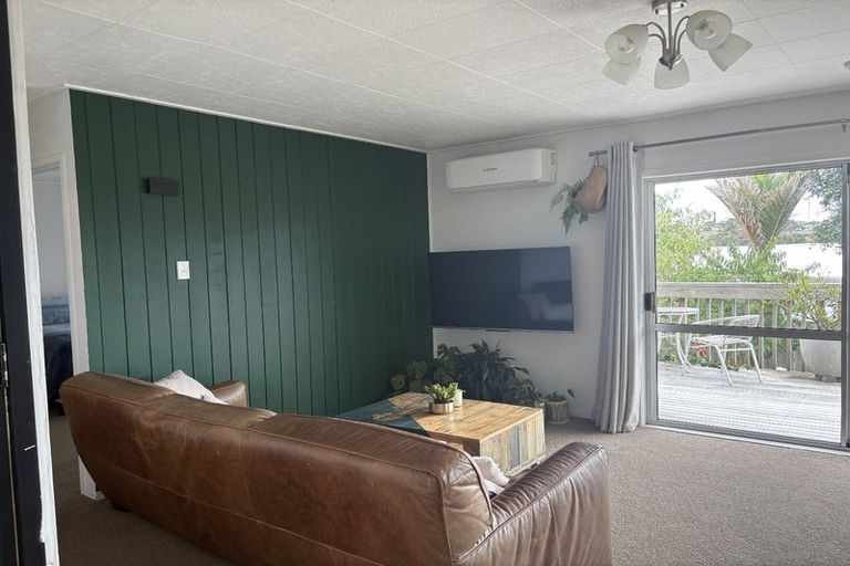 Photo of property in 17b Scott Road, Stanmore Bay, Whangaparaoa, 0932