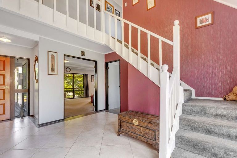 Photo of property in 26 Aquarius Drive, Kawaha Point, Rotorua, 3010