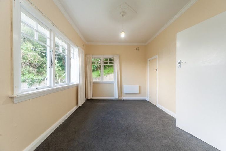 Photo of property in 1/51 Barnard Street, Wadestown, Wellington, 6012