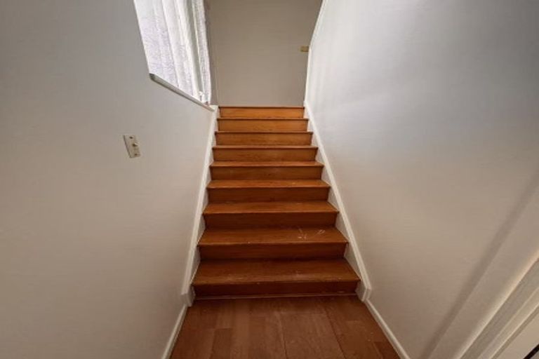 Photo of property in 30 Velma Road, Hillcrest, Auckland, 0627