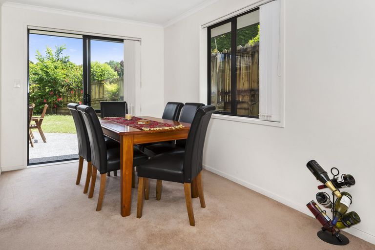 Photo of property in 108 Valley Road, Pukekohe, 2120