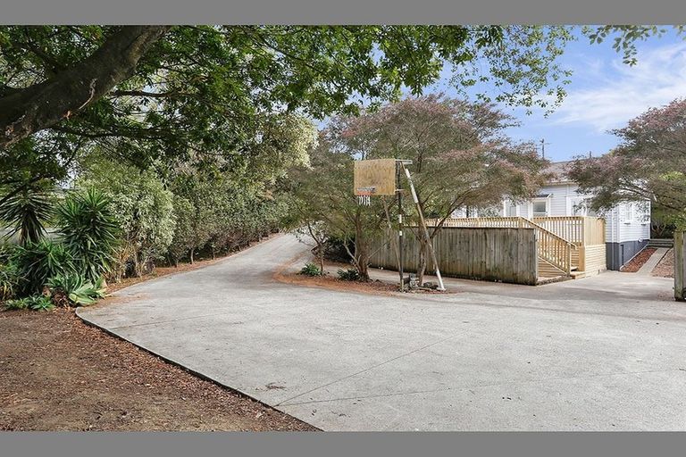 Photo of property in 34 Meadow Street, Mount Wellington, Auckland, 1062