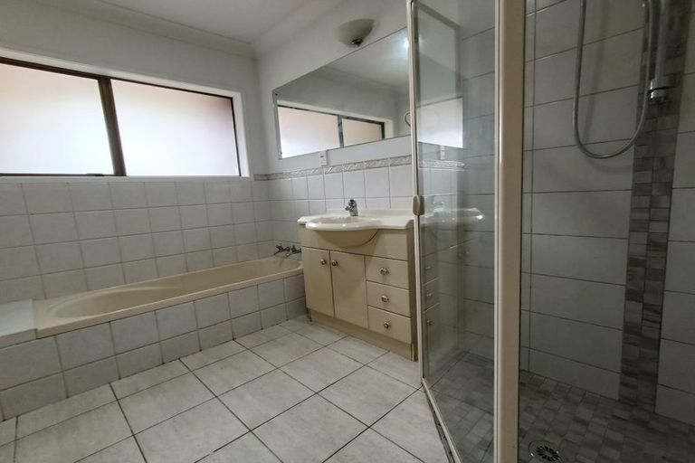 Photo of property in 28 Blackbridge Road, Dairy Flat, Albany, 0794