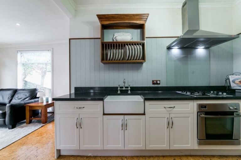 Photo of property in 13 Bedford Road, Marewa, Napier, 4110