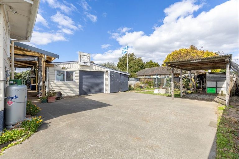 Photo of property in 12 Collins Crescent, Feilding, 4702