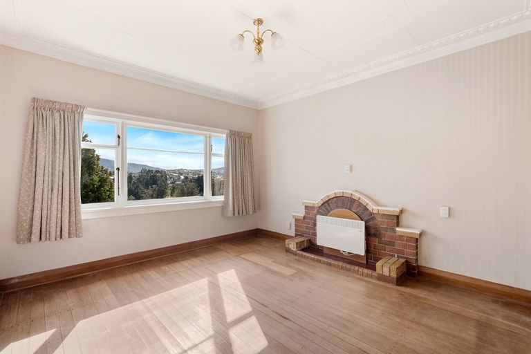 Photo of property in 32 Mornington Road, Balaclava, Dunedin, 9011