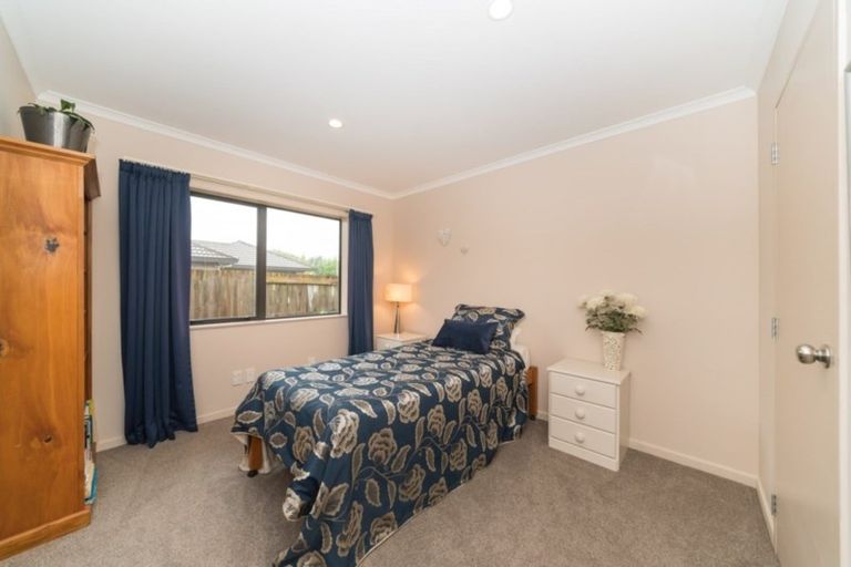 Photo of property in 66 Roberts Line, Kelvin Grove, Palmerston North, 4414