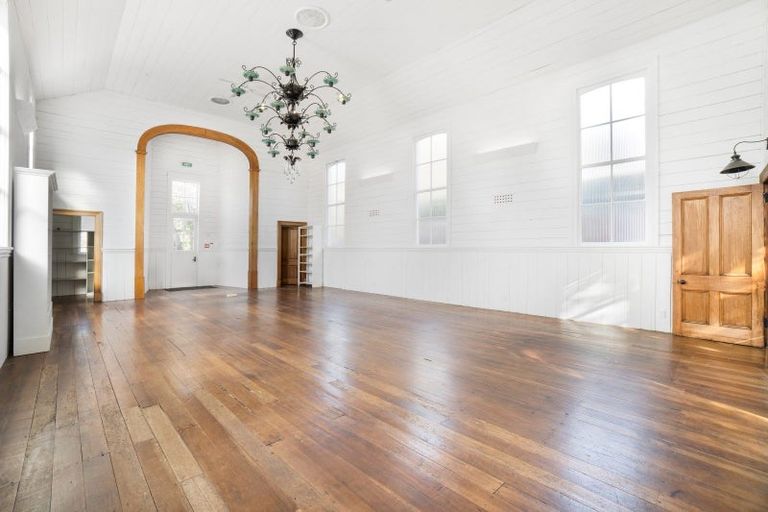 Photo of property in 75-77 Main Street, Reefton, 7830