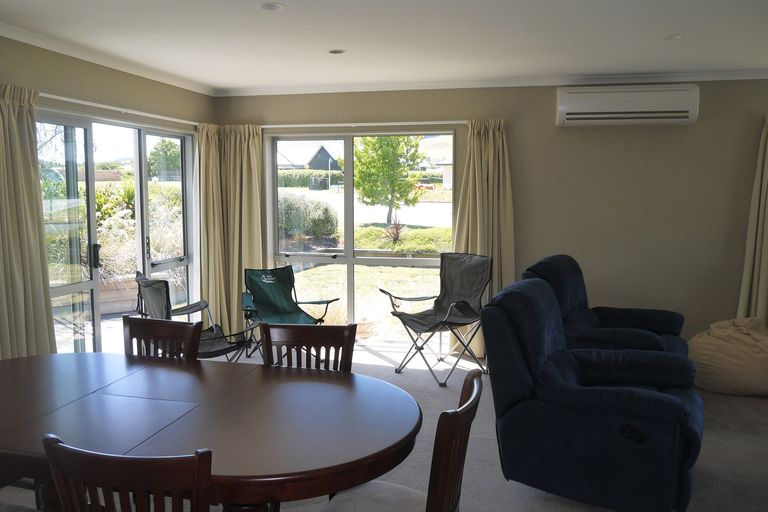 Photo of property in 41 Pukeko Way, Kinloch, Taupo, 3377