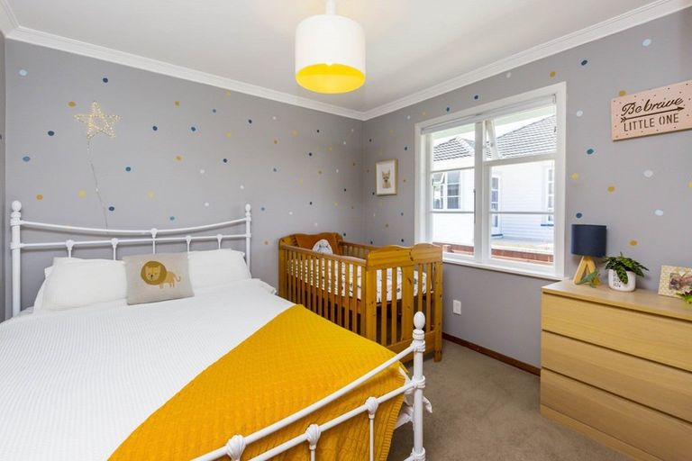 Photo of property in 7 Raukawa Grove, Trentham, Upper Hutt, 5018