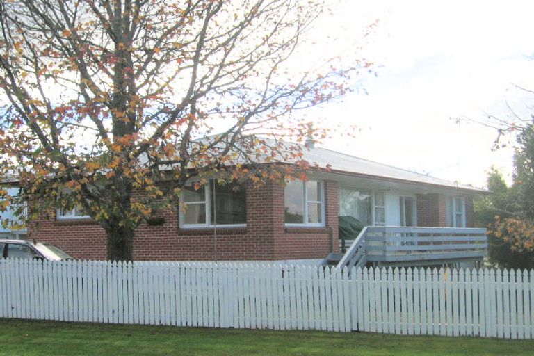 Photo of property in 46 Hartley Terrace, Massey, Auckland, 0614