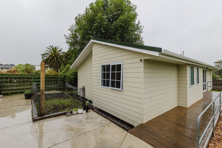 Photo of property in 15 Ranfurly Road, Feilding, 4702