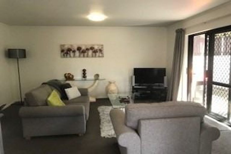 Photo of property in 2/76 Twelfth Avenue, Tauranga South, Tauranga, 3112