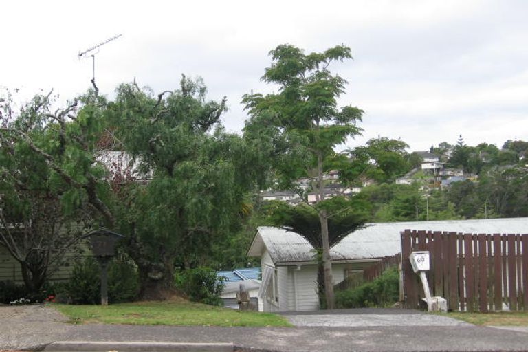 Photo of property in 69 Lauderdale Road, Birkdale, Auckland, 0626