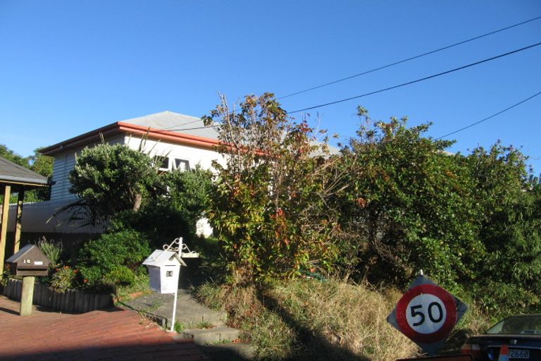 Photo of property in 14 Omar Street, Khandallah, Wellington, 6035