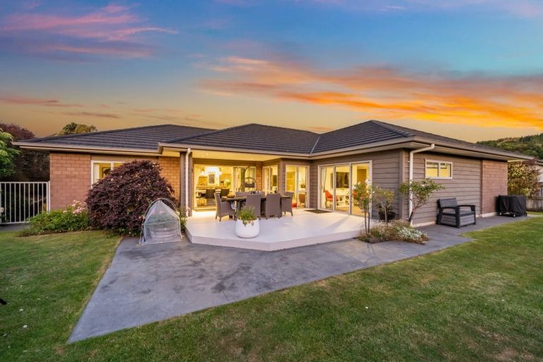 Photo of property in 19 Flotilla Place, Whitby, Porirua, 5024